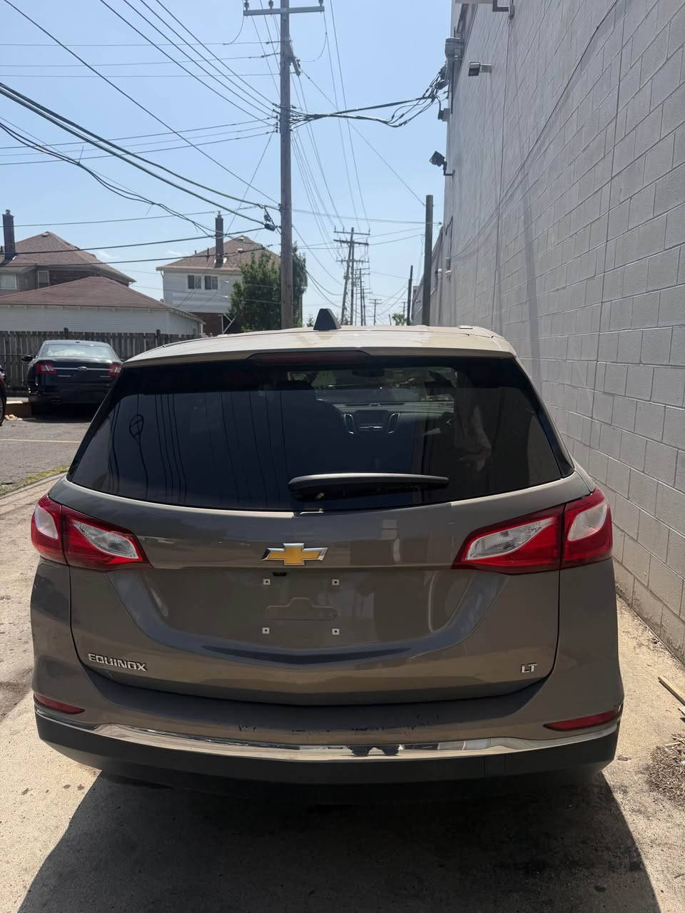 2019 Chevy equinox 
Clean title
￼ ￼68000mi 
Low mileage 
I bought it and I don't have enough money to fix it, it's sold as it is Southfield, MI


**إذا كنت صاحب هذا الإعلان وتريد حذفه لأي سبب، رجاءا أرسل رسالة إلى الدعم الفني**