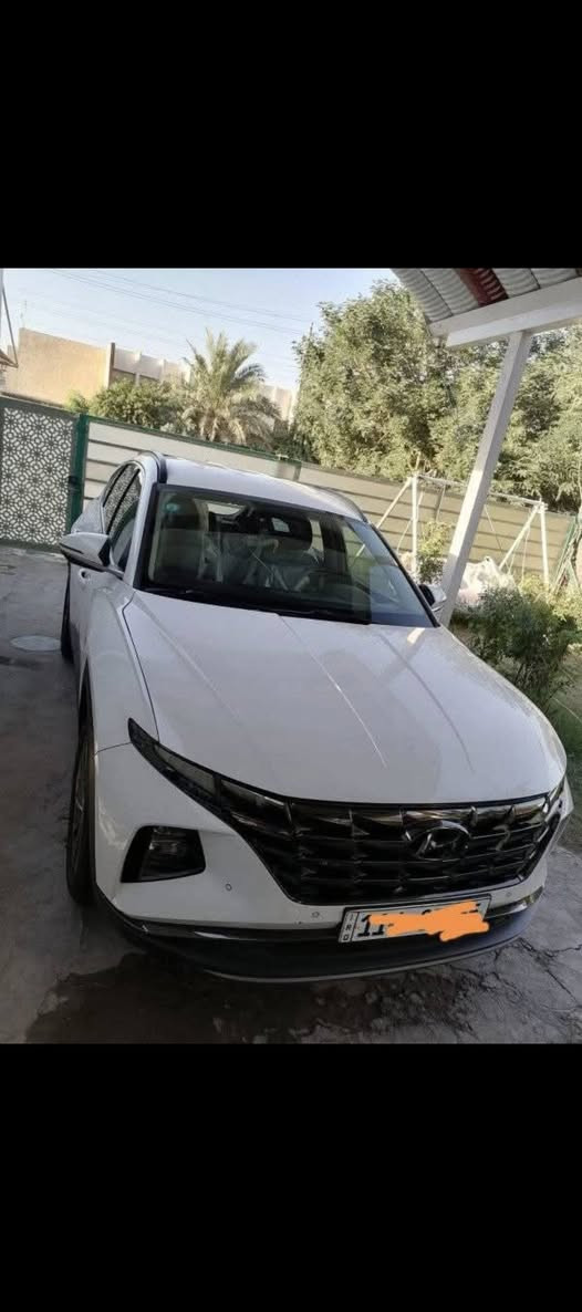 سلام عليكم.. توسان خليجي ابيض رقم بغداد باسمي.. موديل ٢٢ فول مواصفات عدا البانوراما..  ماشية ٧٣ الف كيلو.. سونار مرفق بلمنشور.. السعر ١٩٥ وبيها مجال.. ***********
