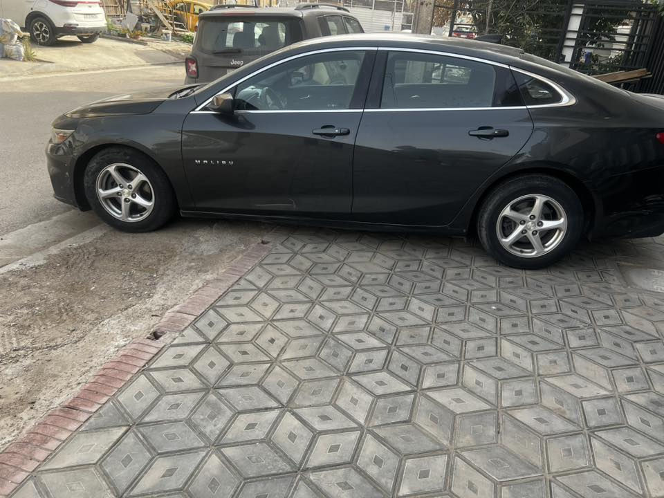 ماليبو 2017 – محرك 1.5 تيربو.
رقم أربيل | وارد حر

السيارة بحالة جيدة ، ماشية 160 ميل:

🔧 حادث بنيد + دعامية (مصلحات)

🚪 دواخل جهة الراكب بيها شغل خفيف بدون تعديل   (ما مأثر على الاستخدام)

📸 صور الحادث مرفقة بالمنشور

✨ القطع الجديدة:

 • زوج درايف شفت جديد

 • تيربو جديد

 • راديتر + جوينات دبة جديدة

 • أدامي بالقطع

💰 السعر: 8300$

بيهه مجال 

*********** وتساب 

📍 السيارة جاهزة للفحص بأي وقت
