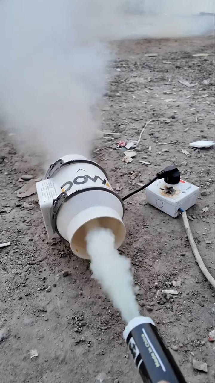 تعاني من الرطوبة أو الروائح بالمطبخ أو الحمّام؟

ساحبة هواء صاروخية ماك توب 4 إنج هي الحل 💨

سحب قوي للهواء مع تشغيل هادئ

توفّر تهوية ممتازة وتقلل الدخان والرطوبة

استهلاك كهرباء منخفض وأداء ثابت

سهلة التركيب ومناسبة لكل أنظمة الدكت

اطلبها الآن وخلي المكان نقي ومهوّى 🔥 بغداد, العراق


**إذا كنت صاحب هذا الإعلان وتريد حذفه لأي سبب، رجاءا أرسل رسالة إلى الدعم الفني**