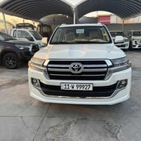 لاندكروز موديل 19 بريم اصل ماشيه 118 حقيقي رقم بغداد 8 سلندر 4700 كشنا...