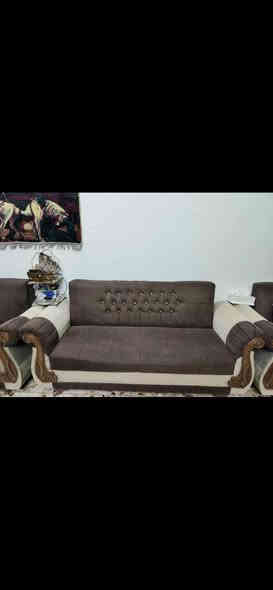 تخم ونصف قنفات للبيع الاتصال ***********
