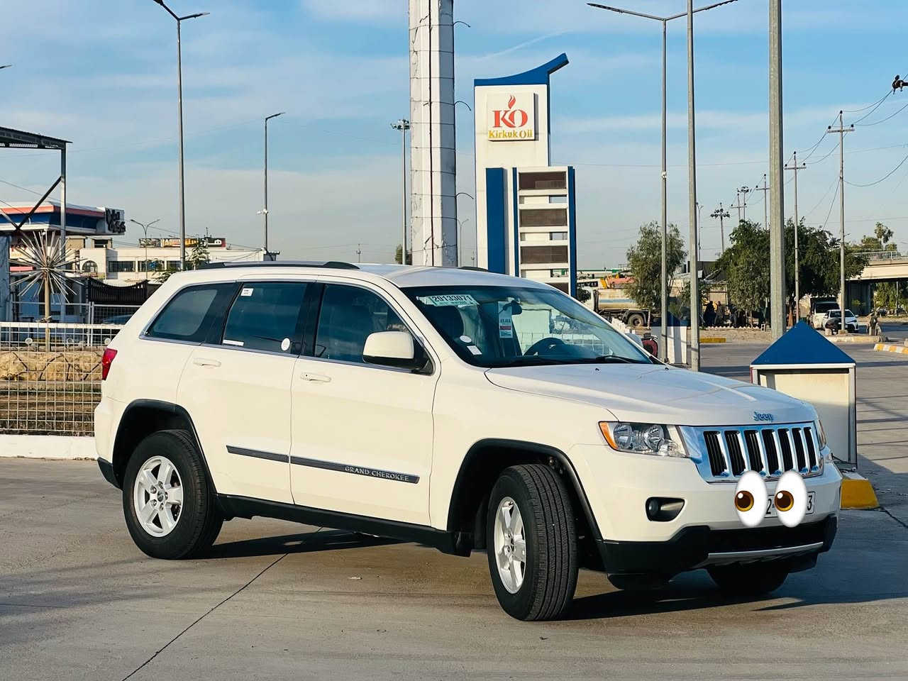 السلام عليكم جيب لاريدو 2011 كلين للبيع او مراوسه حسب القناعه سيارة ماشي حقيقي حقيقي 115ميل كلين كلين فقط بي تعديل واحد شبر بل باب خلف سكن محرك وكير وقبخات شرط شرط مامفتوح بدون صرف بدون بخار بدون صوت برغي نقص مابي سيرفس كامل صاير بي ماشاءالله تراهيا مال 2017 حيل نضيف وجديد على وضع شريكه موصفات نص لاريدو معروف سنويه ورقم جديد شرط تحويل رقم اربيل سعر 185 وبي مجال بصيط متواجد فيس وواتس اب هذا رقمي *********** كركوك, العراق
