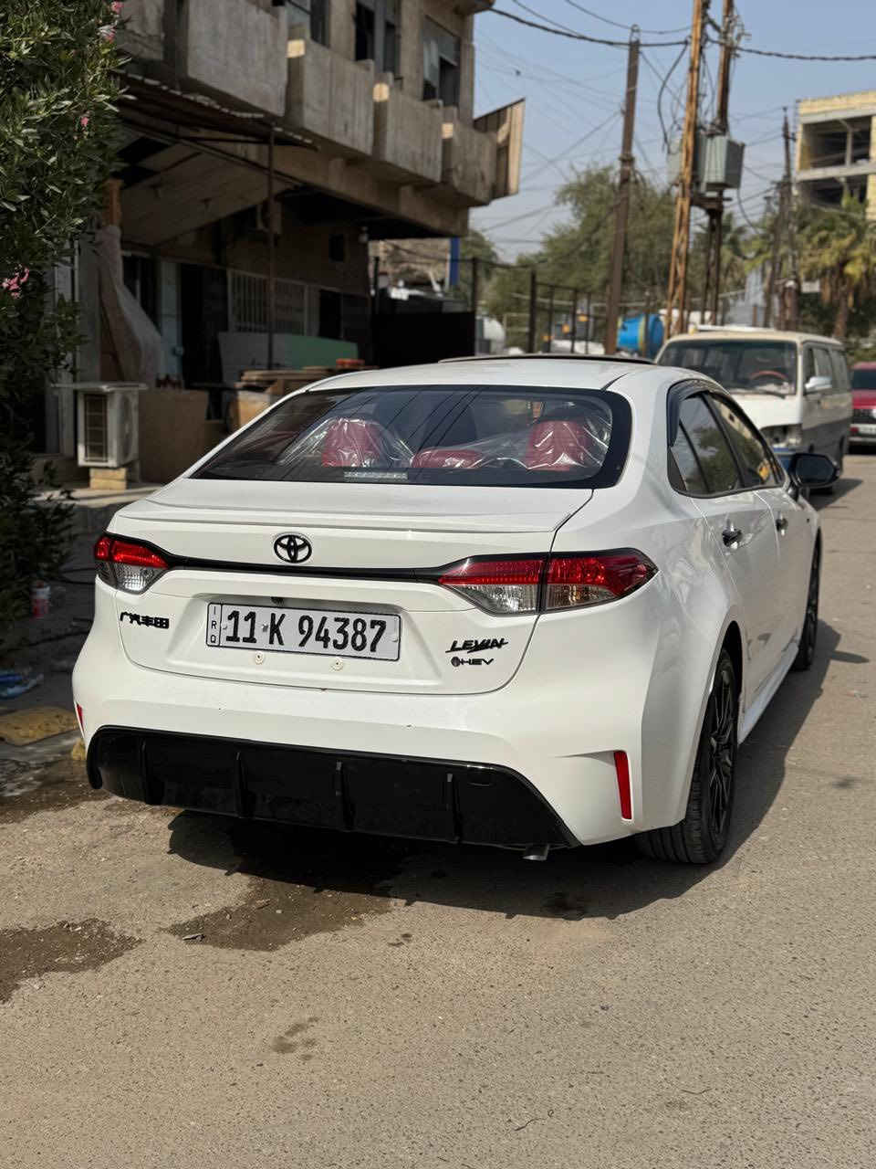 السلام عليكم 
كورلا S 2025 
ماشيه 12 الف
فول مواصفات 
كفاله عامه من الشخط
بلاك ادشن
داخل احمر بلادي
العنوان بغداد الدوره
***********
***********
