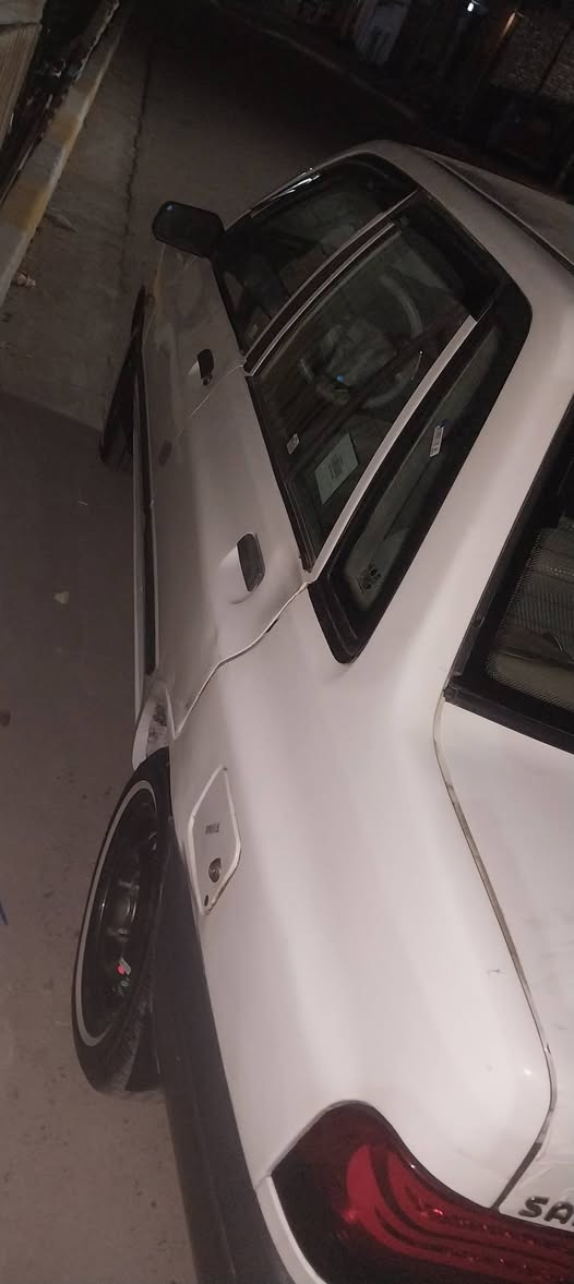 للبيع سايبه موديل ١٢ سيارة حلو كير مكينه جديد تبريد شغل السعر ٣٨ ورقه مكانه بغداد مدينه الصدر قرب ***********
