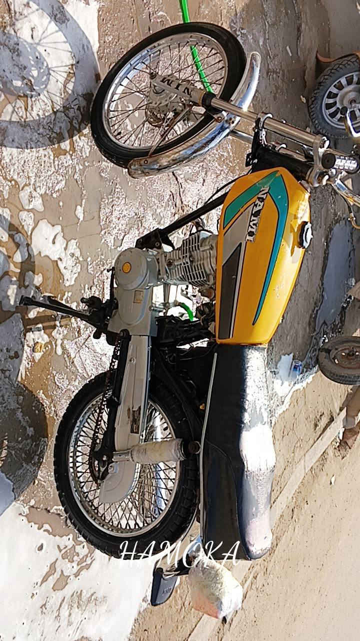 نامه للبيع كلك كلك محرك نضيف كلجات ما مفتوحه من شركه مبدله بس بوشه تانكي جديد كزوز أبو نجمه جديد شلعه معدل فول سعر 425وبيها مجال قليل مكاني ناصريه مركز الهاتف ***********
