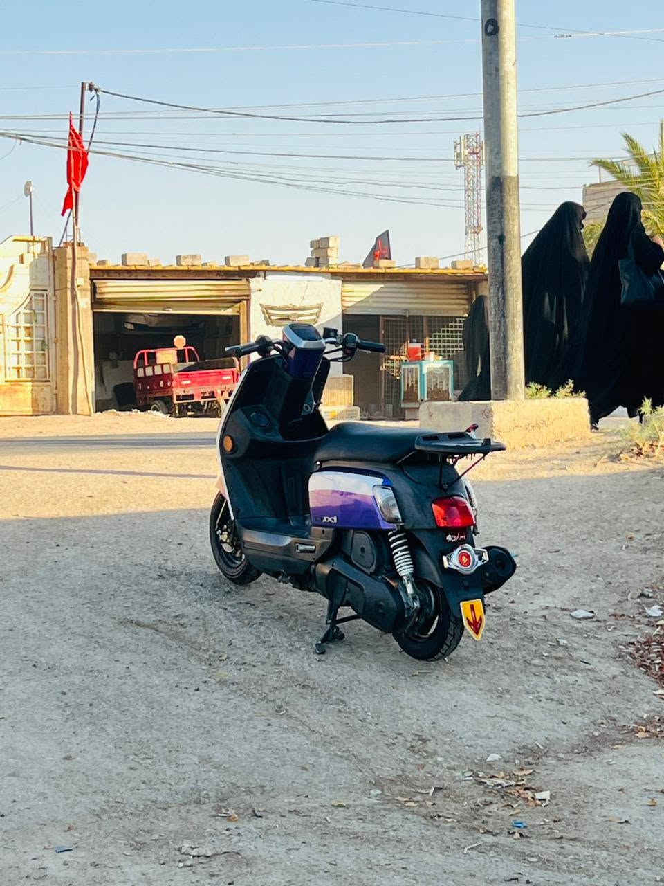 سلام عليكم دراجه بوليس للبيع دراجه كفاله صاله 4اشهر من طالعه رمبه دراجه جديده وحلوه وناعمه مكينه مامفتوحه مصطره موديل 13 وين ماتفحص وياك سعر 1200وبيه مجال الستفسار***********
