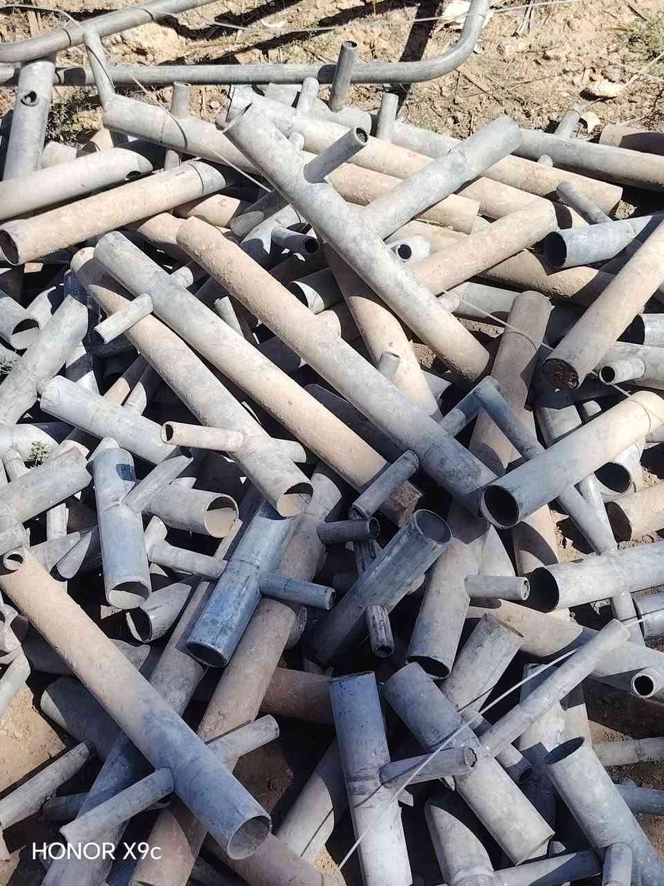 بيت بلاستيكي للبيع
النوع أردني درجه أولى
للطلب والاستفسار
 ***********
