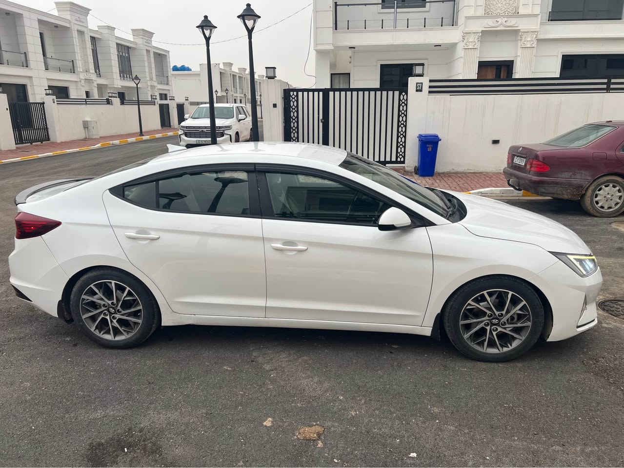 السلام عليكم

النترا 2019 sel 

مواصفات sel 

تحديد مسار رادار 

تبريدها مناخي 

رادار امامي  وخلفي

نقط عمياء 

محرك ٢٠٠٠ دوش

ابل كار بلي اندرويد اوتو منفذ يو اس بي 

تايرات جدد صدر جديد 

ماشية 92 الف ميل 

ضررها موضح بالسونار صورهة ب امريكا نفسة بجم كبس 

رقم اربيل ب اسمي تحويل ثاني يوم ما اسوي وكاله

سعرهة 144 ورقة وبية مجال (مكان السيارة ديالى: بعقوبة) بسيط للاتصال ‭
0783 092 3063‬ بعقوبة, ديالى
