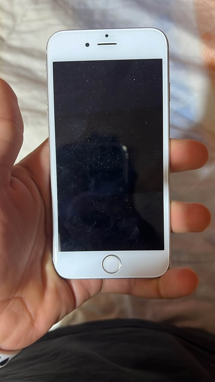 ‏سلام عليكم تلفون iPhone 6s ‏الرقم***********

