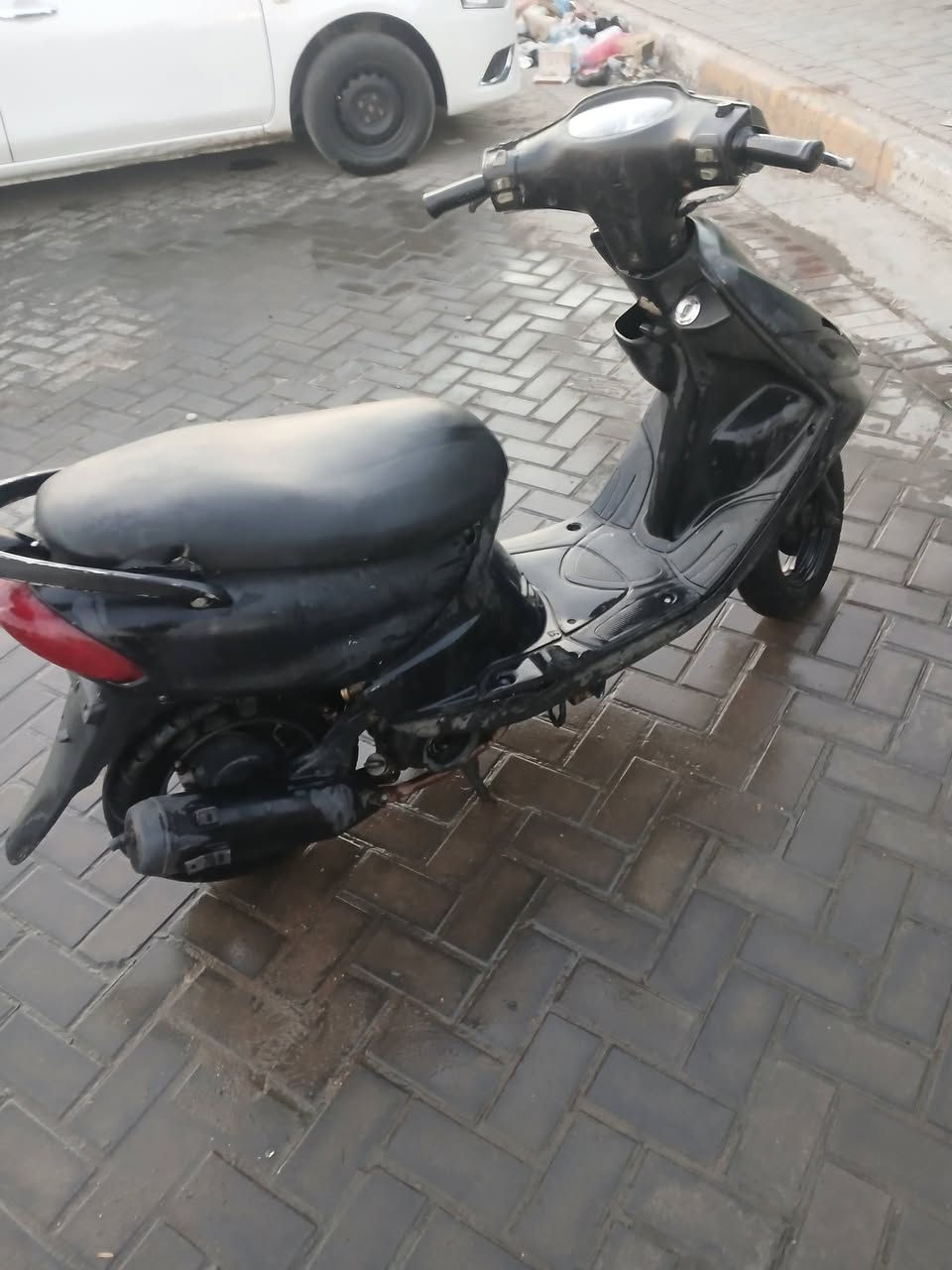 دراجه قجمه البيع شقاله كلشي مابيهه العنوان الشعب شارع السواق السعر 325 وبيهه مجال الرقم ***********
