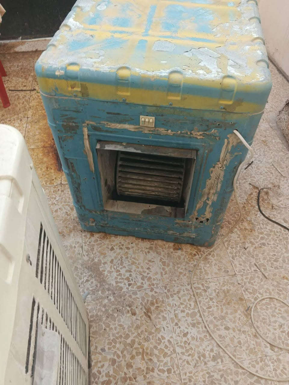 مبرده شغاله
100/100
يحتاجلها تنظيف
هوائها بارد ومنعش
99زانكو
اربيل
50الف


**إذا كنت صاحب هذا الإعلان وتريد حذفه لأي سبب، رجاءا أرسل رسالة إلى الدعم الفني**
