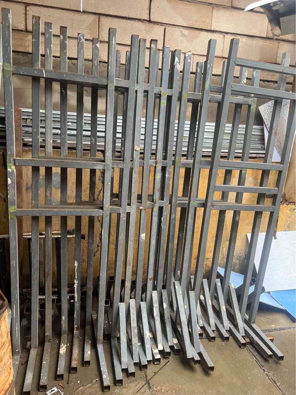 للبيع سكلات ( جحوشة + دوس خشب 4 متر ) استعمال قليل 
عنوان / البصره / الحيانية 
هـ/ *********** البصرة, العراق
