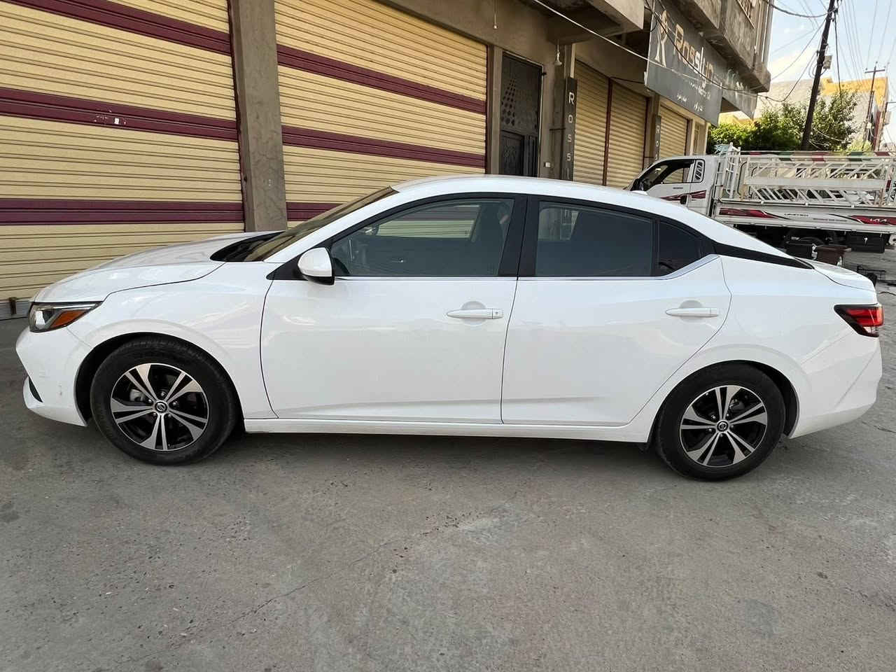 نیسان سێنترا ٢٠٢٣ SV
ژمارە کاتی نەخروج کری
بوند صبغ  و بوستەک کارت 
ل ڤێرێ ٣ پارچە بەخ یت دەرکەتین
ارباک ستێرن و دوکمە سیستەمن
بێ شاصی 
سعرا وێ 116 $ و مەجالەک کێم
***********
