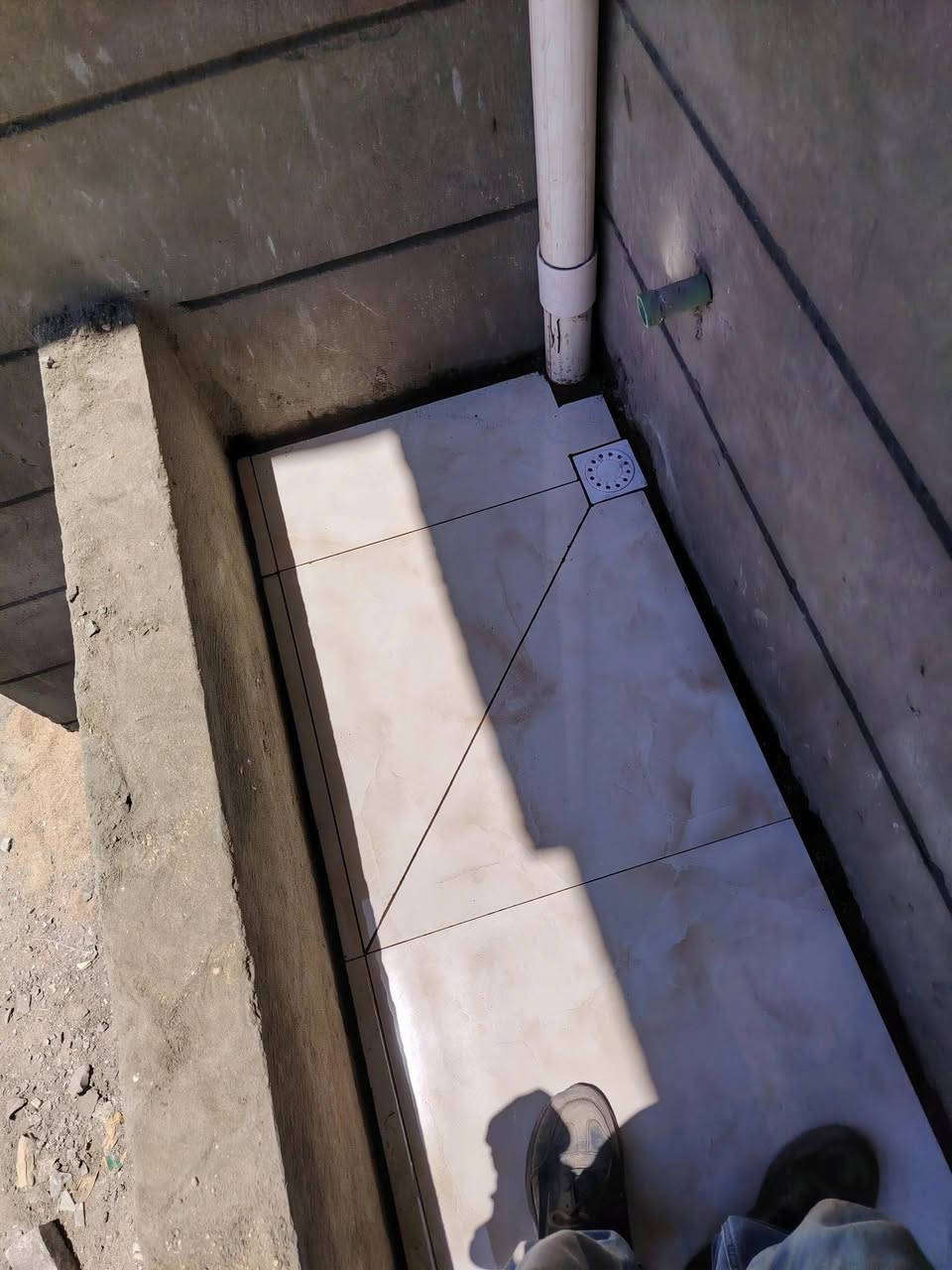 🏗️👷‍♂️ من أعمالنا.. تنفيذ أرضيات وبايات درج
📞 للاستفسار والتواصل: 
متوفر واتساب ***********
مستعدون لكافه أعمال الترميم
