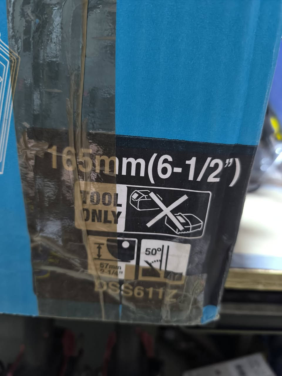 منشار قرصي  نجاري ماكيتا اصلي مستخدم مستخدم وشغال ومابي اي خلل .... تواصل خاص او واتساب ***********
