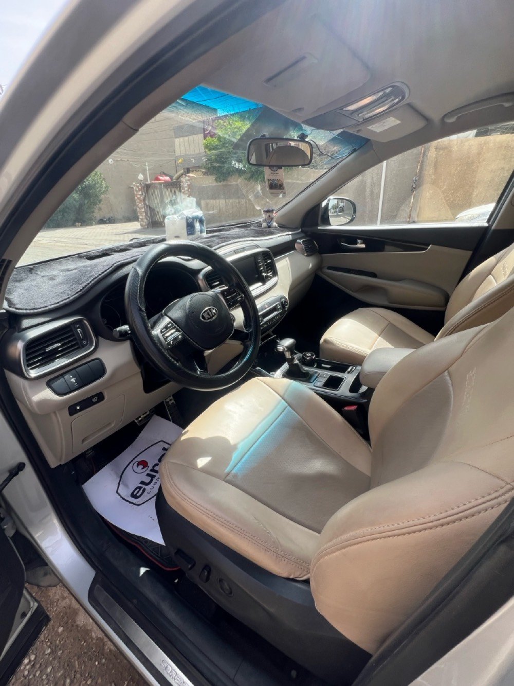 🚘 للبيع | كيا سورينتو 2020 سلفري مكفول 🚘

🔹 اللون: رصاصي

🔹 محرك 6 سلندر 3500 CC

🔹 7 راكب

🔹 6 أنظمة قيادة

🔹 بصمة تشغيل ودخول

🔹 شاشة كبيرة مع Apple CarPlay

🔹 نظام ملاحة (Navigation)

🔹 حساسات أمامية وخلفية

🔹 مرايا ترحيب شفط 

🔹 باب الجنطة كهربائي

🔹 كشنات  كهربائية

🔹 3 قطع تبريد

🔹 ويل نيكل

🔹 شحن لاسلكي

🔹 ستائر جانبية

🔹 تحكمات استيران 



✅ جاهزة للفحص 



📍 الموقع: بغداد جسر ديالى 



📏 العداد: 105 كم 



💰 السعر: 223$



📞 للتواصل: ***********