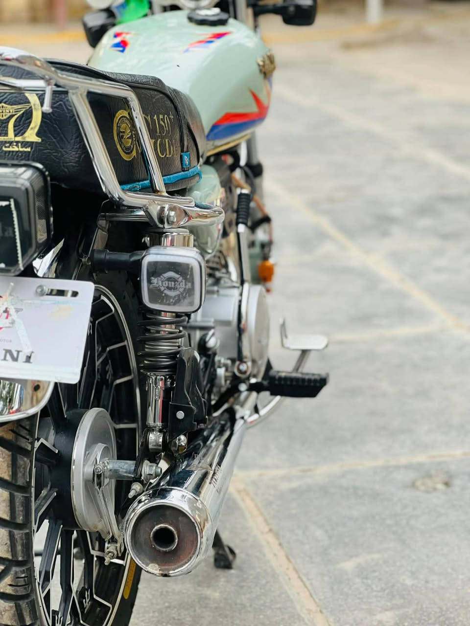 السلام عليكم اخوان دراجه سيفان موديل 25محرك 150كامله موكمله من ادعاميه لدعامية من كلشي شوفت عينك والله كلش حلوة الدراجه بيعت مستعجل كلش السعر 800وبيه مجال كلش اللطيبين منين ماتجي ع راسي اخليك بس فدوه الاتكسر بحلالل العالم العنوان بابل شارع الزبار ***********
