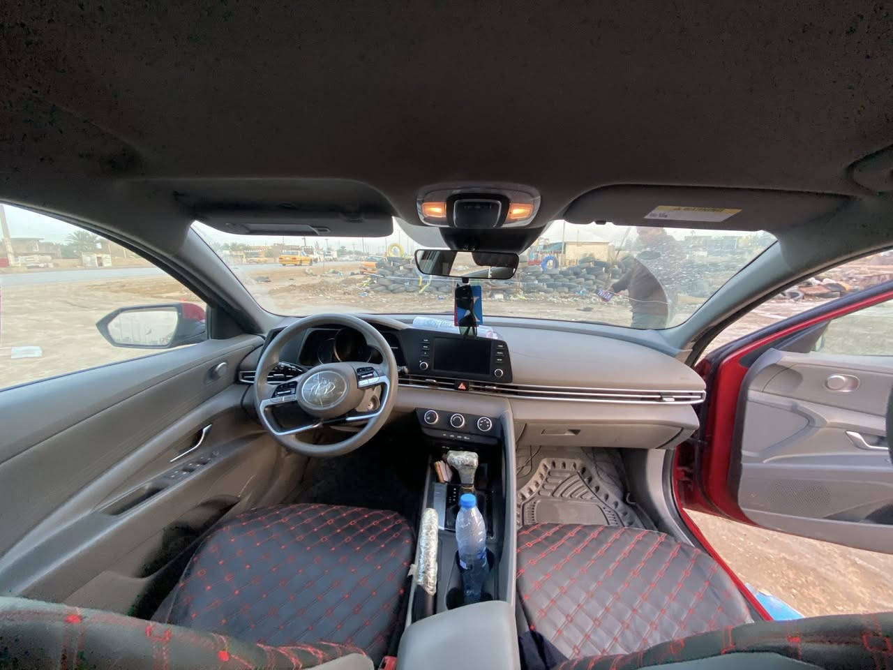 النترا موديل2023 وارد أمريكي مكفولة فقط باب وصفحه تصليح بارد ب امريكا بدون تبديل گير ومكينة مكفولات 
مكلف بالنشر الرقم 

‭0786 263 2385‬
