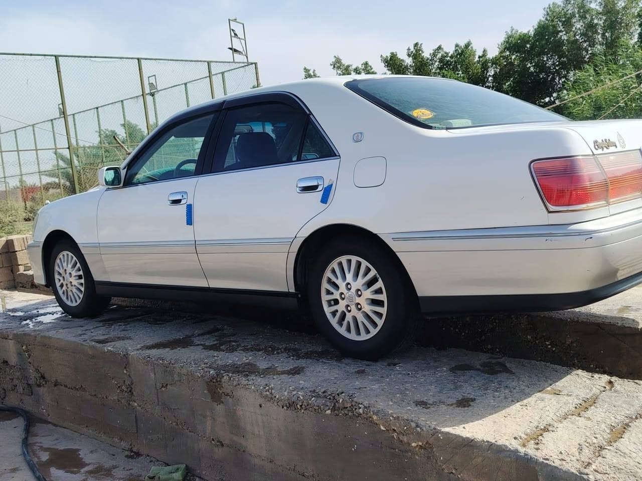 ملكه للبيع كصت جنطه
مكينه ديفور الجبير

تبريد حداديه تايرات جاهزه سياره

متومه طبق ل اصل

دكمتين سياره 

سياره جاهزه 

مكاني شطره سعر 33وبيه مجال قليل 

اتصل وتدلل ***********
