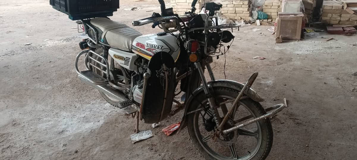 موطور سيفان موديل 20 ثقيل اتصل على *********** ودلل
