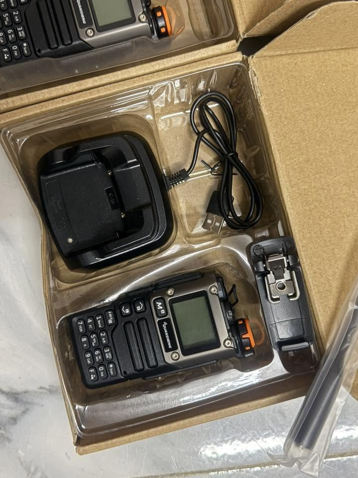 اجهزه لاسلكي هوكي توكي من ماركه Quansheng مديل Quansheng UV-K5
مدى 10 كيلو متر سعر 45 للحجز خاص اول تم


**إذا كنت صاحب هذا الإعلان وتريد حذفه لأي سبب، رجاءا أرسل رسالة إلى الدعم الفني**