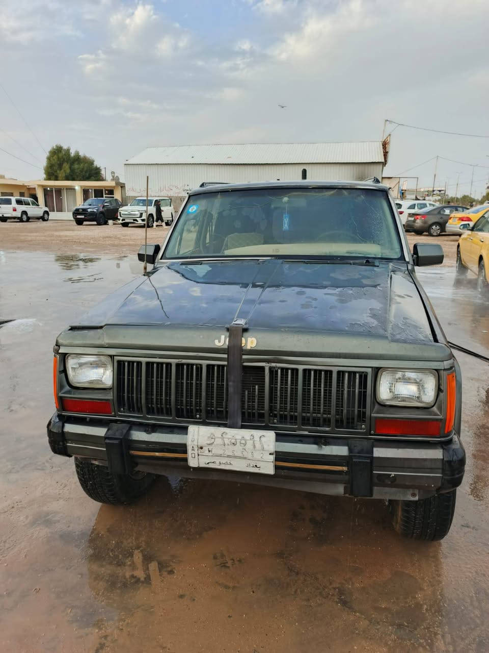 جيب شيروكي مديل 91 مكينه كير ما بيهن اي شي لا تنقيص لا تبخير يرادله ترتيبات خارجيه سنويته ل 28 راعيه يريد يداور ‏‪***********‬‏
