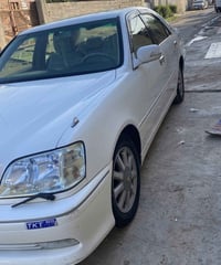 ملكه 2002 أربع دكم اصل كرستال مكفوله من الكص والصبغ والتسجيل رقم سليما...