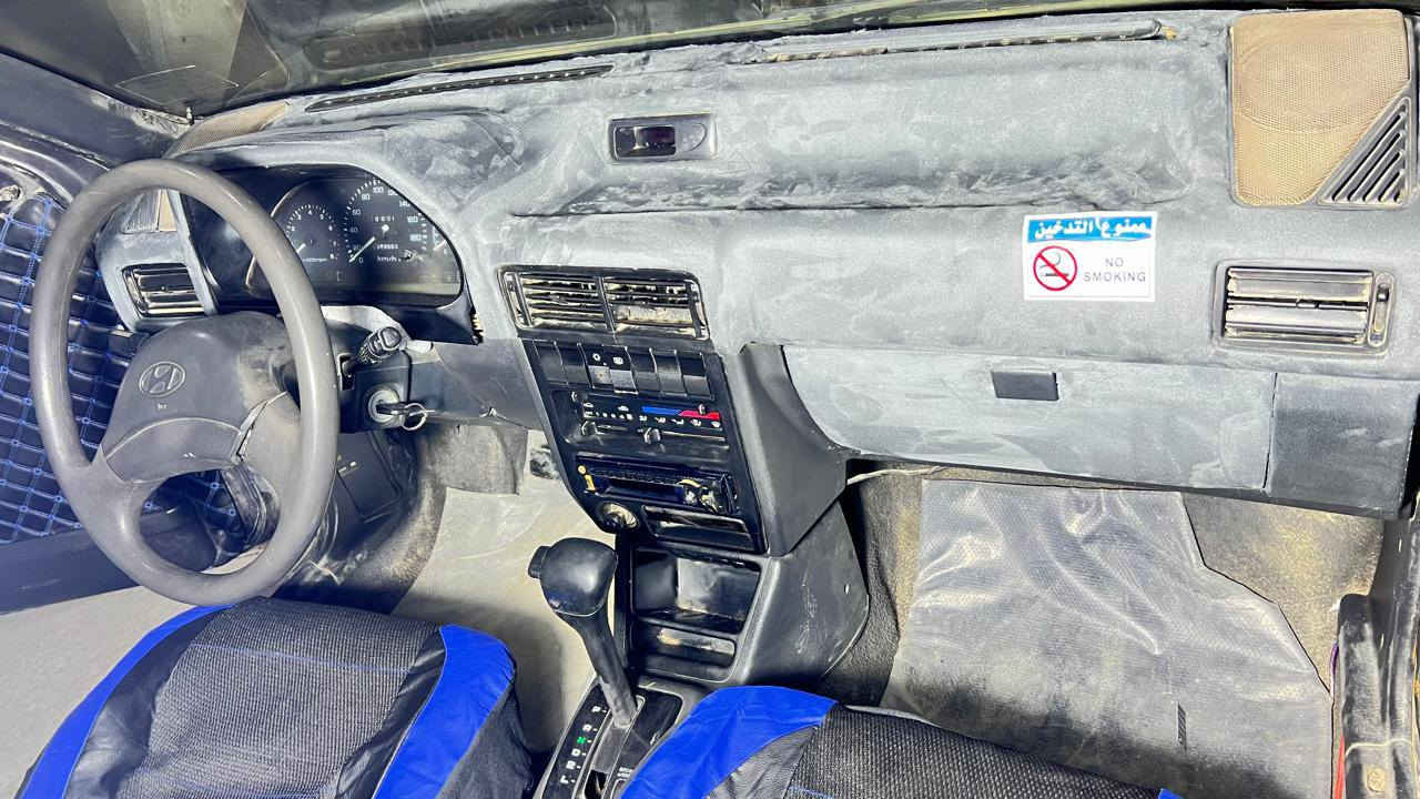 سياره هونداي اكسيل موديل1994 كير اوتوماتيك جامات اوتوماتيك محرك براتون المرغوب قبغ حديد اسود جديد لا صرف ولا بخار شرط تخم تارات جديد كهربائيات شغاله ستير باور تبريد تدفئه سياره كله على البلاد جاهزوا كامله مال بيت مكان كركوك ***********
