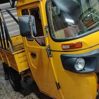تكتك حمل مديل 19 رقم وسنويه السعر 4 مليون 07748820335 بغداد