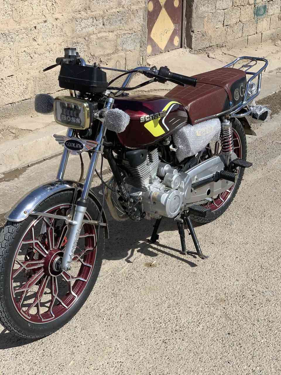 السلام عليكم دراجة سونك مديل 2024كلهة شغالة مابيهة اي نقص اوراقهة كاملة احلة من الصورةالتصال عل هاذة الرقم ***********متواجد واتساب
