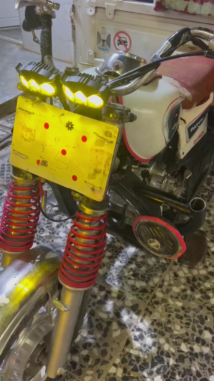 ستوته دايوان. اكسن الطش. تايرات مال سايبه جدد مكينه متيار مامفتوحه كهربايات شغاله. هورنات بوش***********
