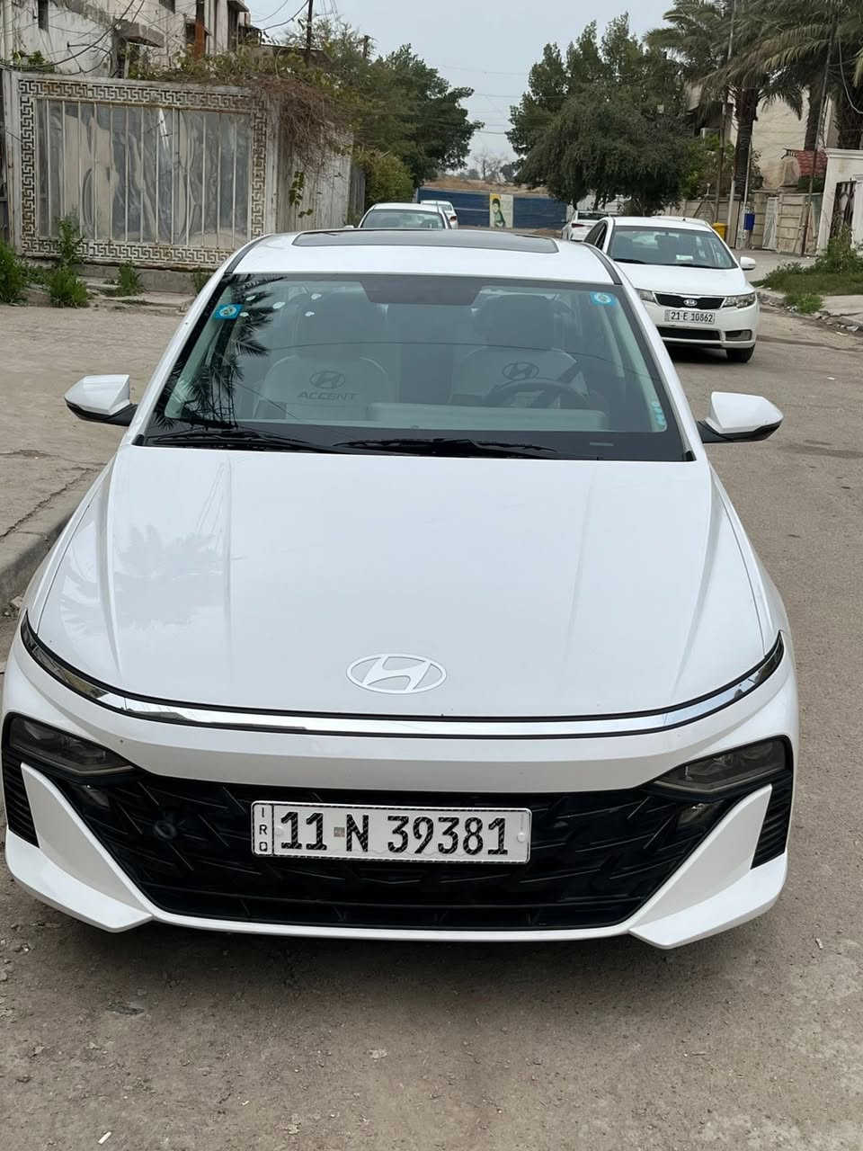 للبيع اكسنت ٢٤ ماشيه ٣٥ الف بيه فقط بارد بلجاملغ الخلفي باسمي العنوان زيونه 
***********
السعر 145
