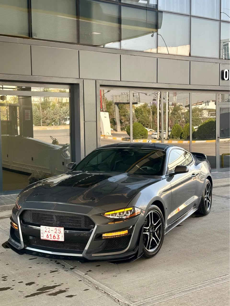 Modell-2023-eco-boost-twin turbo ￼
Shansi -￼ 1FA6P8TH3P5112817
Price-167
دوو بارچه بئ ژووره وه ارباگ بس سوكاني 
داوي ١٦٧ وه رقه كه ميك مجال 
*********** أربيل, العراق
