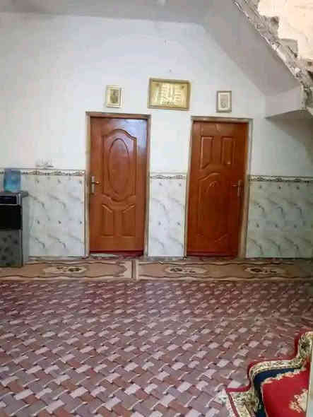 اعلان
 بيت  عند المعالي  زراعي مساحته ٢٠٠م بناء ٢٠١٩ كونكريت 
 يحتوي  ع غرفتين وصاله ومطبخ واستقبال وصحيات داخليه وخارجيه 
 بسعر 60 مع المجال 
 تفاصيل اكثر مراجعه مكتب الساعي للعقار 
او الاتصال برقم 
***********
***********
عنوان المكتب سايدين حي الشرطه مقابيل اسواق ريتاج
