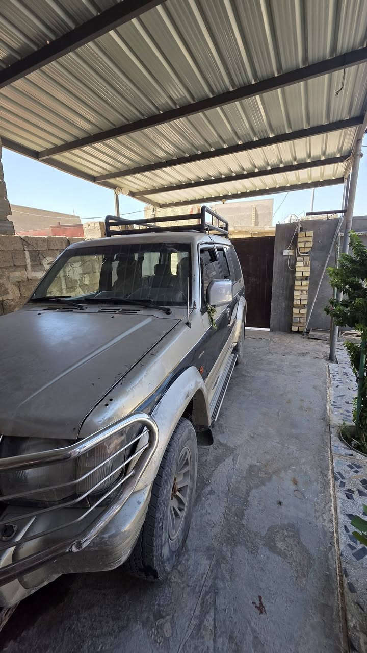 السلام عليكم باجيرو ميتسوبيشي موديل ٩٣ محور محرك في فيتي. رقم بغداد بسمي.   ٤٥ وبيه مجال ***********حيدركريم واسط الصويره
