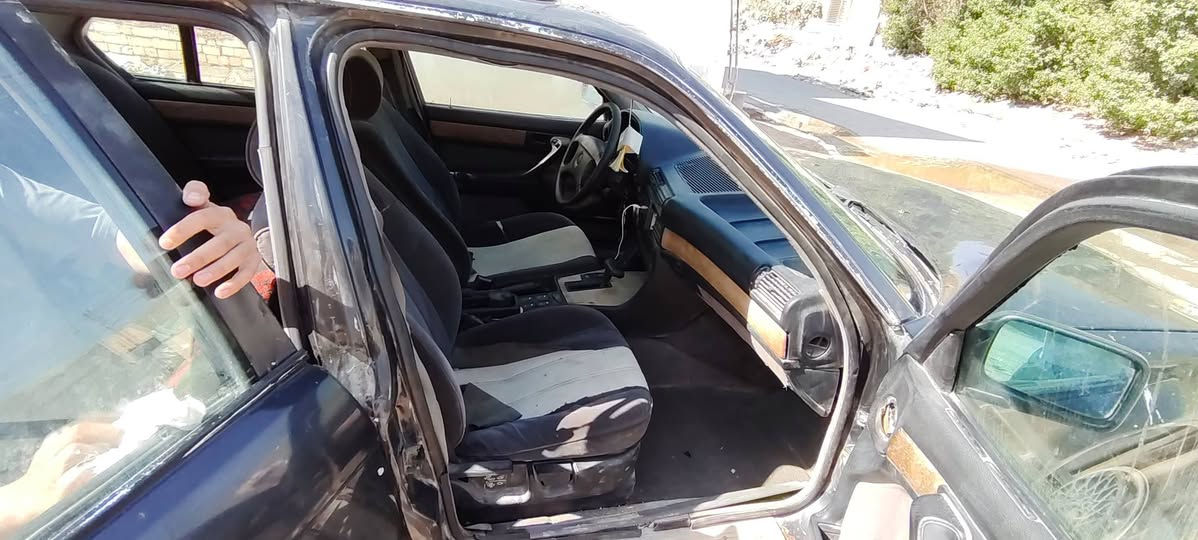 السلام عليكم bwm موديل 1993 740i v8 عليها غرامه 400 تنزل من الحساب تبريد شغال مكينه وكير كفاله رقم دولي سعرها 35 وبي مجال بسيط
***********
***********

