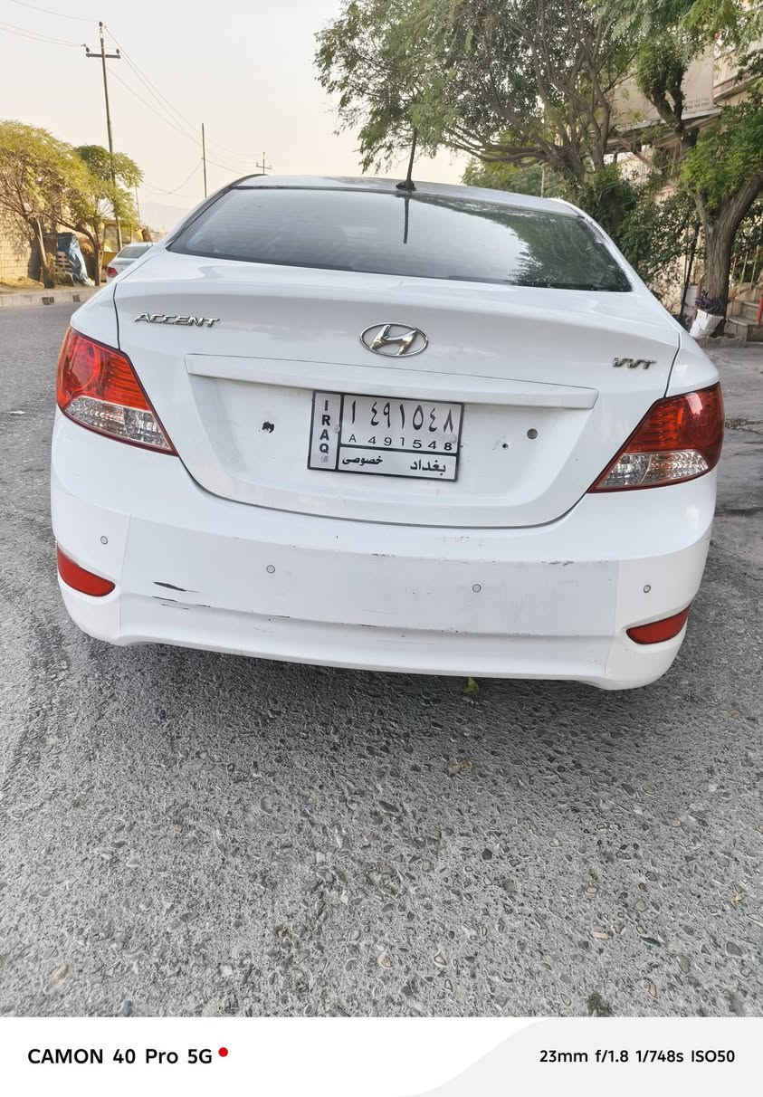 ئەسێنت 2012
بڕاوە بڕاوە
گێڕو مەکینە 
تەبریت
تەقەوڕەقەهەمووی بە شەرت 
سعر 45 مەجالێکی برایانە 
***********
***********
