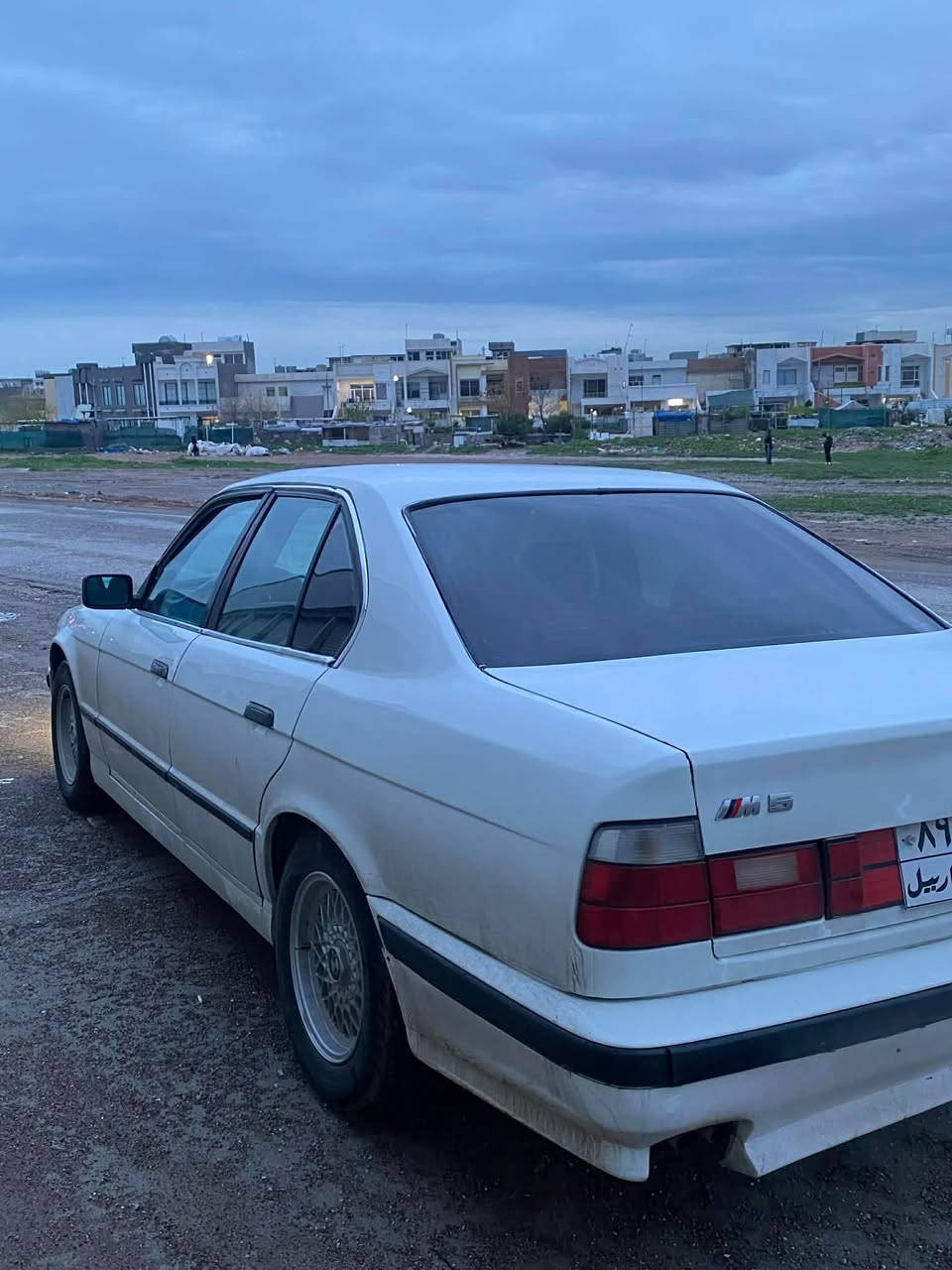 BMW 525 Ai  1994   
بيع مستعجل 
سعر ٤٩$  و عليها غرامات ٧٠٠ الف ينزل من السعر 
سستم isd  نضام تراكشن 
اوتوماتيك 
جام كهربائي 
جام اوتو 
سلايد اوتو 
سويج بلادي 
سستم صوت بلادي 
مسجل بلادي 
لايت الوان تغير الوان بل موبايل 
داخل كريمي فورميكا 
دبل جكمجة
بچم عريض
تحكم ستيرن و ايرباك 
صدر  و المحرك كلة بشرط 
تحويل بشرط ثاني يوم أربيل, العراق


**إذا كنت صاحب هذا الإعلان وتريد حذفه لأي سبب، رجاءا أرسل رسالة إلى الدعم الفني**