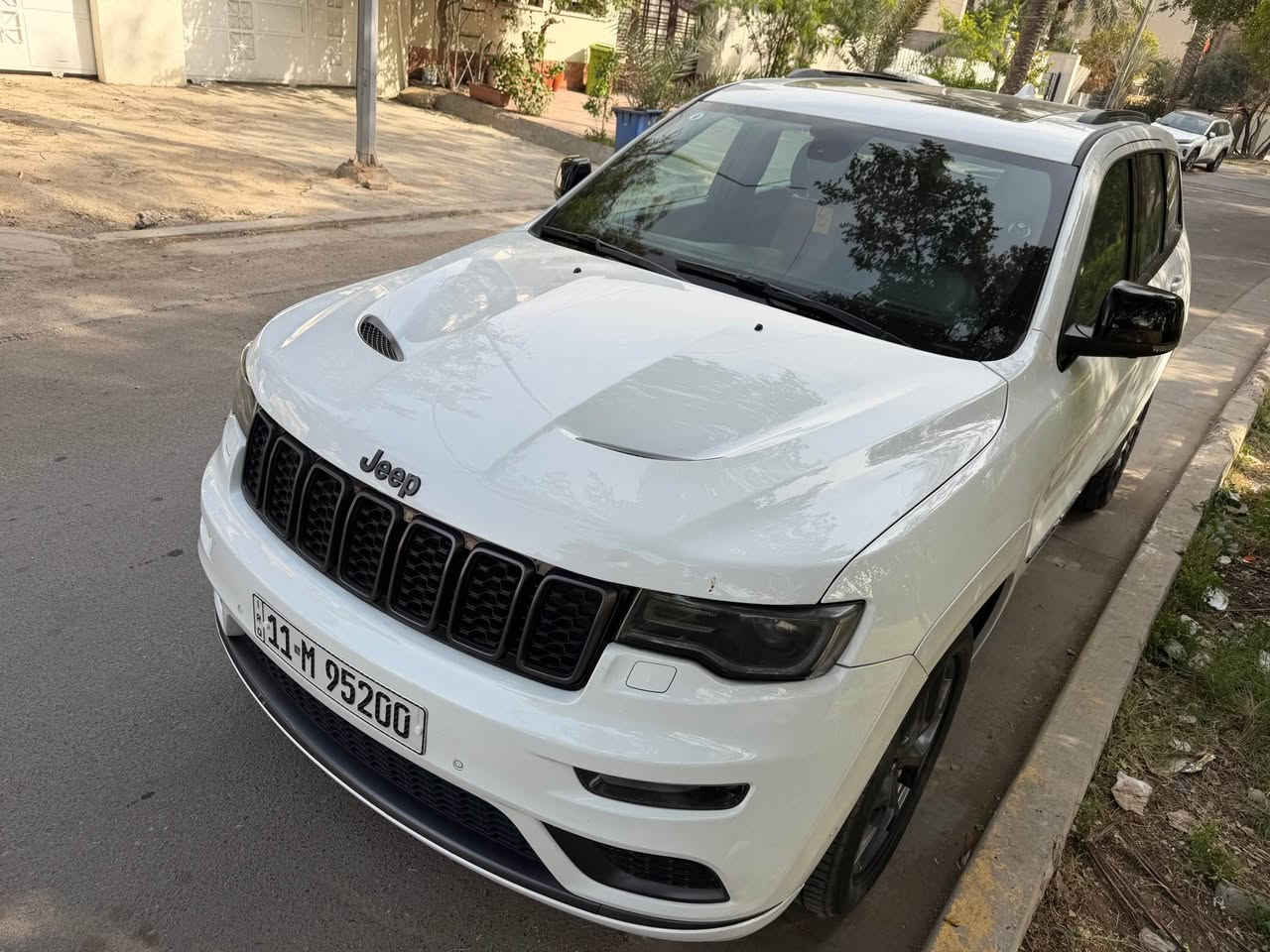 للبيع او مراوس جيب S خليجي وكالة ليث العبيدي داخل لونين احمر واسود دوسة كهرباء كشنات ستيرن مرايات خزن حساس توقف خلفي حساسات 360 مري كهرباء مع اشارة بالمري مع ضوء ترحيب مع دمام خلفي جنطه بلادي 
بانوراما موديل 2019 
بيها بارد شبر واربع اصابع جنطه مكحل بكل احترافيه
مع بارد باب خلفي عكس السايق اقبل الشبر ومكحل
مع ملاحظات بسيطه جدا بالبدي . السيارة احلى من الصور بالعافية على الياخذها 💜
السعر 30,000$ وبيها مجال بسيط
رقم الهاتف 
*********** بغداد, العراق
