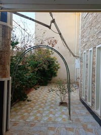 بيت • دؤر الشؤون • ٢٠٠م