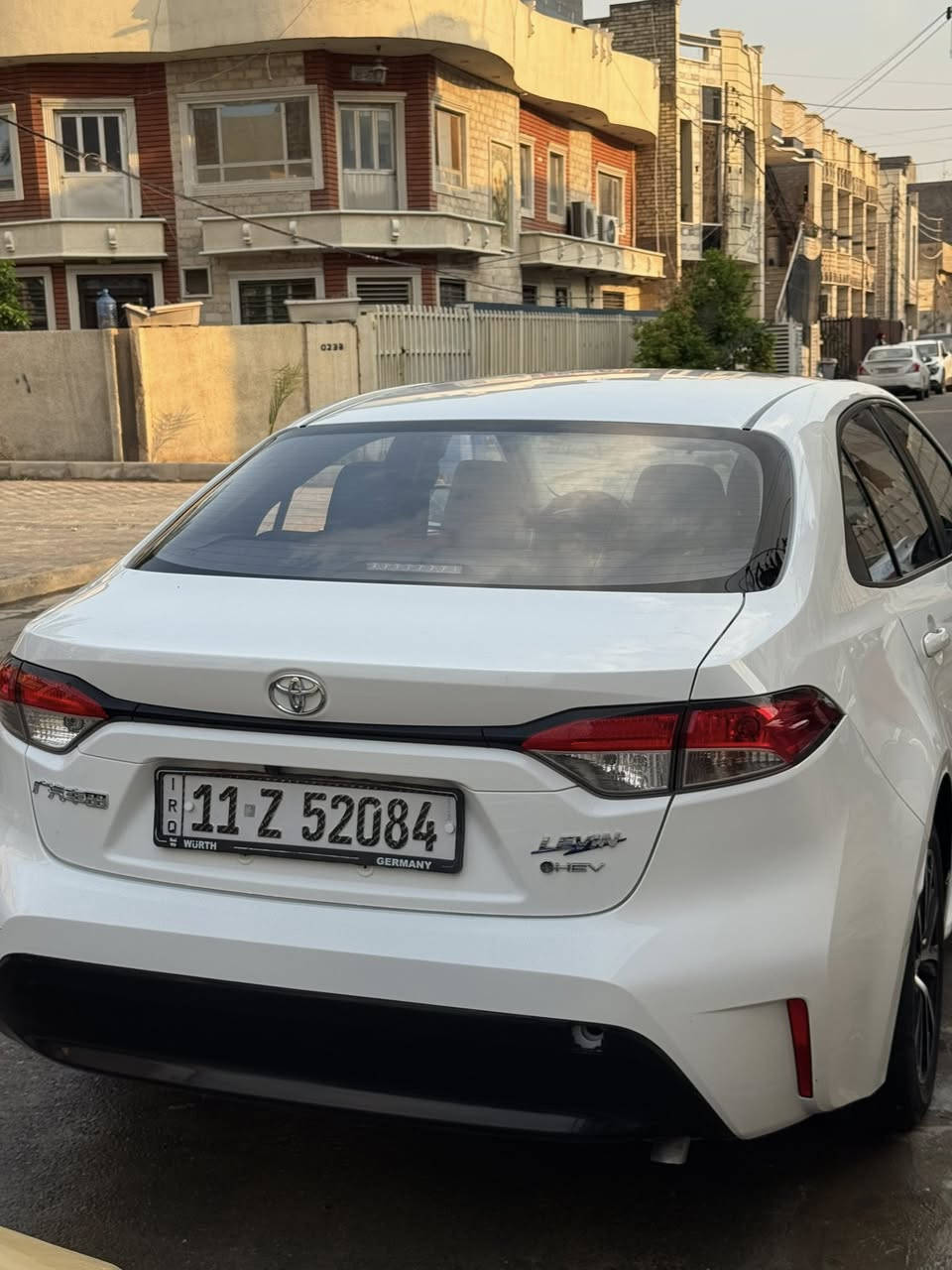 السلام عليكم كورلا هايبرد موديل ٢٠٢٥ السياره مكفوله كفاله عامه السياره زيرو ماخذه ماشيه ٢٤ الف السياره ماخذه زيرو من باركود بأسمي مكاني بغداد السيدية السعر ١٤٨ وبيه مجال ***********
