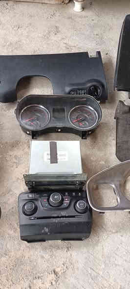 السلام عليكم.اغراض دشبول جارجر من موديل 11 الي 14 البيع اغراض تفصيخ اشتريت دشبول كامل اخذ فقط القطعه الخارجيه والباقي ما محتاجهن الي ياخذهن كلهن بسعر الي يعجبه اما إذا قطع بسعر مناسب تواصل خاص او *********** البصره
