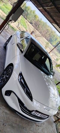 للبيع pyd سيل ٦  اللون قهوائي نص فول شاشه دواره ٤ كامرات حساس امامي خل...