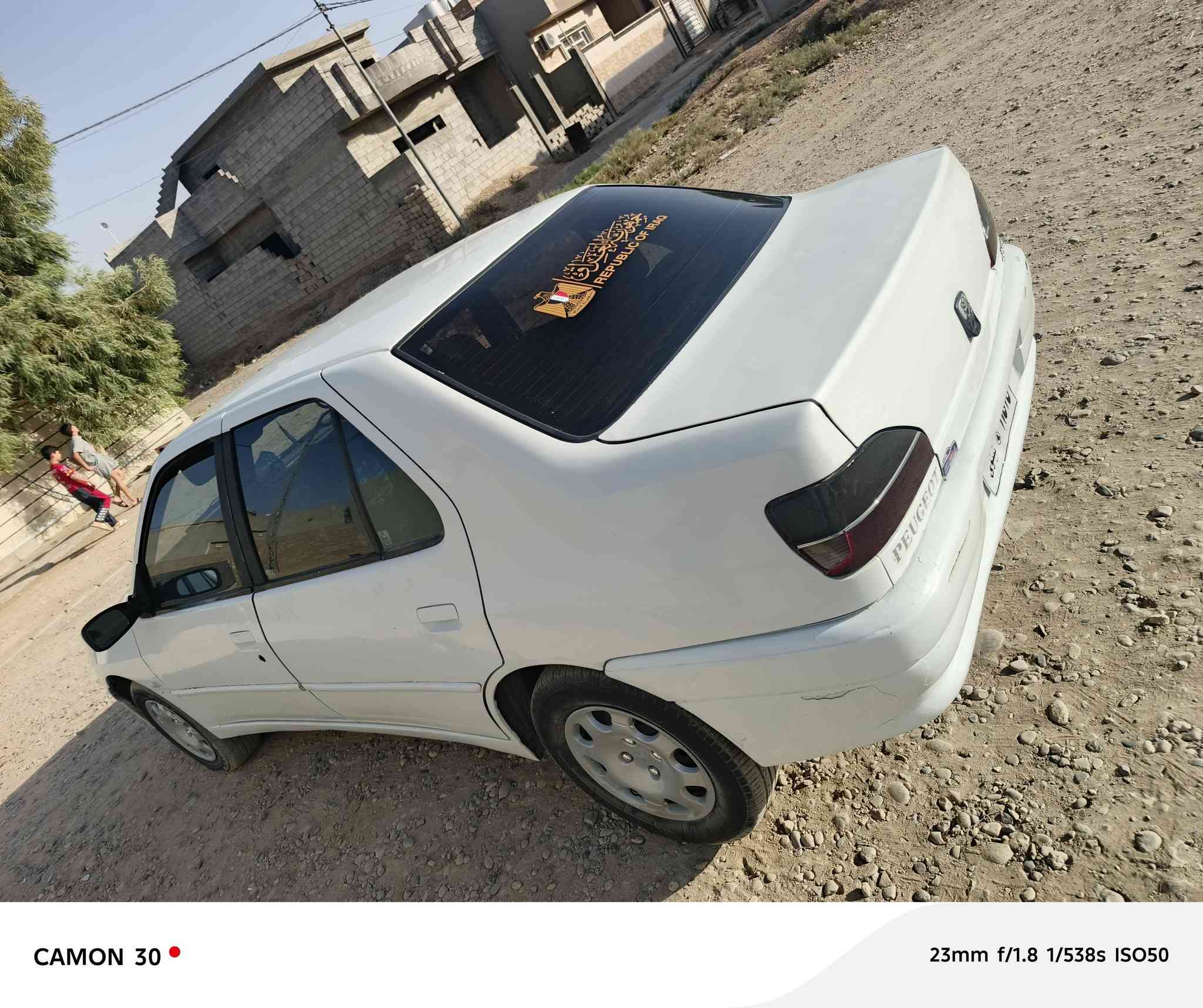 بيجو ٢٠٠٢ رقم نينوى مطلوب للشركة كابون بانزين محرك مال كصه جديد وكير شرط جديد  تبريد شاشه وسماعات جدد  وباتري جديد  وطخمها  كلو مبدل  والسيارة مال بيت ٣٠ ورقة وبيها مجال  مجال مطلوب غرامات ٥٠٠ الف ينزل من سعرها  الرقم ***********
