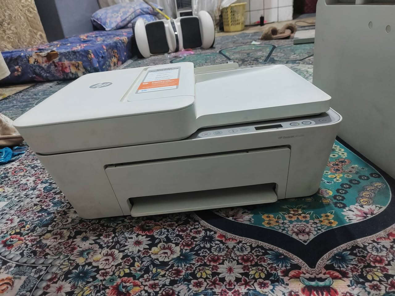 طابعتين واحدة hp تنربط على التليفون wi fi و واحدة كانون
نظافة ١٠٠ بالمية..
الhp سعرها 100
و الكانون  سعرها 300
*********** مكان بغداد باب المعظم
