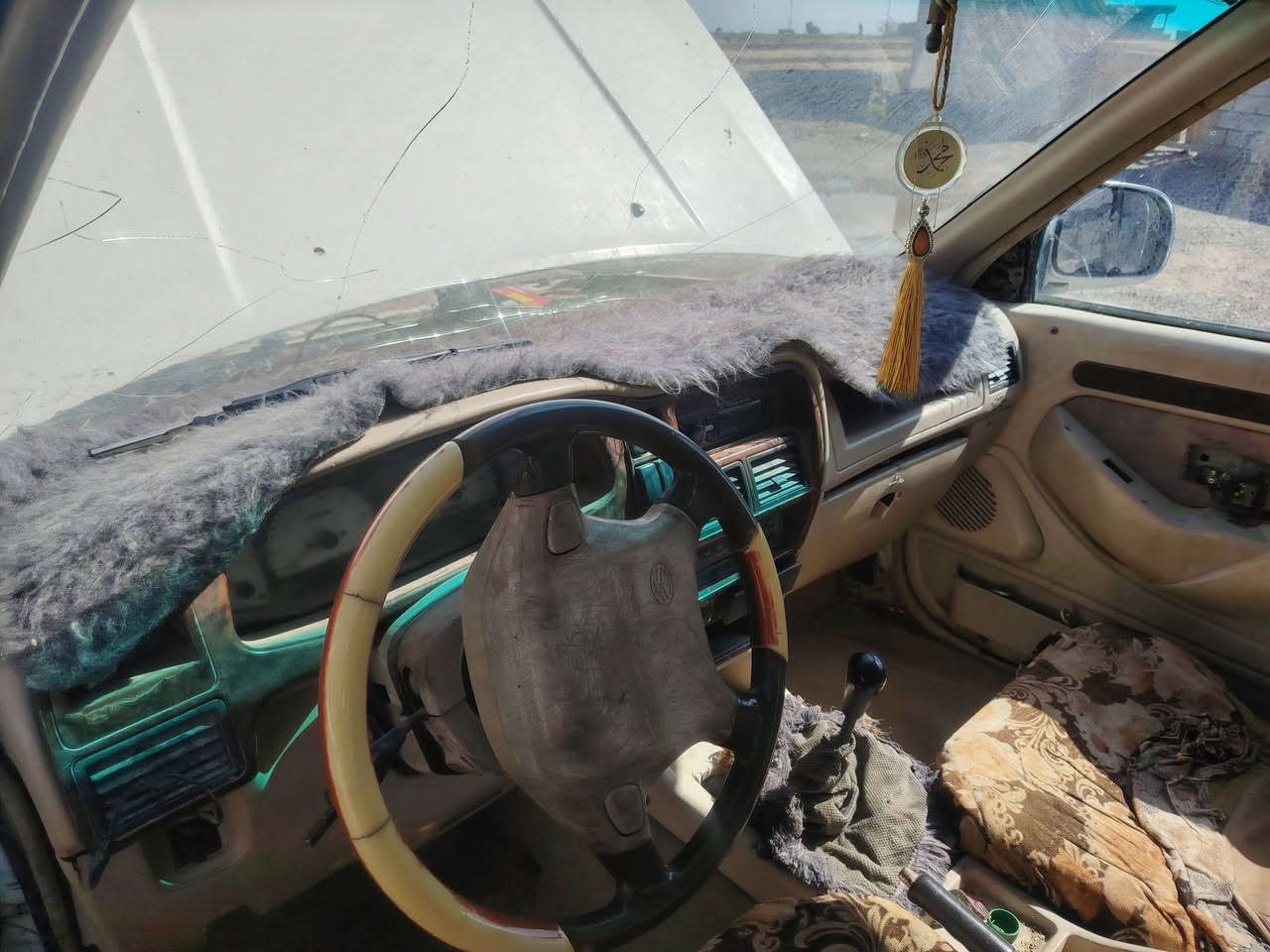 سلام عليكم كنو موديل 2006كير محرك شرط منفيس المكان قضاء الحويجه ناحيت العباسي مروس حسب القناعه السعر 15وبيه مجال ***********
