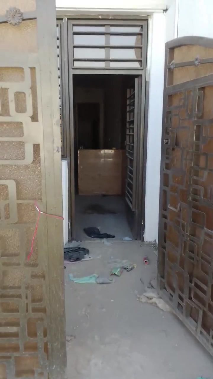 بيت للبيع طابق واحد-العنوان سكينه الزراعي قرب محطة بانزين خانة الجبهة زراعي سند ٢٥ الواجهيه 6ونص والنزال15 غرفة نوم وصاله واستقبال ومطبخ شارعه 15متر . سعر ٧٥‏‪***********‬‏
