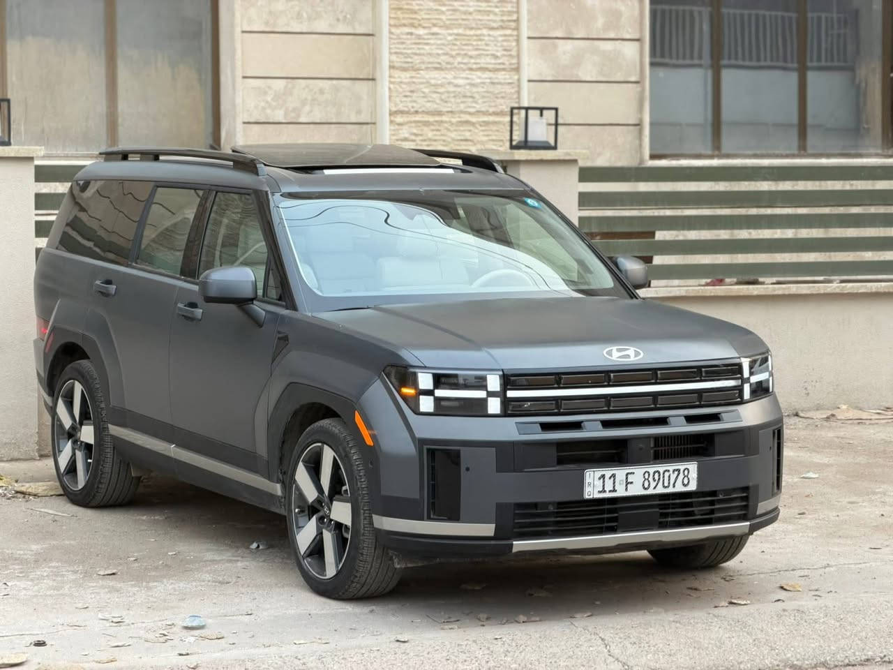 سنتافيا 2025 لمتد اوتبارك وارد امريكي
الون : ( سمنتي طافي )

   المسافه المقطوعه : 9000 ميل 

   حالة الايرباك : دركه فقط+برده

الضرر : صبغ بنيد ودعاميه بدون دواخل 
جاملق بارد

حجم المكينه : 1600 تيربو + هايبرد 

                

#مواصفات

1. شاشه

2. كيجات دجيتل

3.كامرات 360

4.بانواما فتحتين

5. بصمه 

6.تشغيل عن بعد

7. رادارات 360

8. ايقاف ذاتي

9. ويل كب

10.بكلايت لد 

11.اشاير بالمري

12. هيترات بالكشنات خلفي امامي

13. تحديد مسار

14. نظام ايكو +سبورت + سمارت

15. هند بريك بصمه

16. اوتو هولد

17. لايتات زنون عدسه عالي ناصي

18. رادار امامي

19. صندوك كهرباء 

20. صندوك ذكي يفتح عند الاقتراب

21. قطعتين تبريد 

22. شفتات بالاستيرن

23.برادات خلفيه

24. حساسات خلفي امامي

25. كامرات 360 درجه 

26. كشنات جلد تدفئه تبريد

27. كشنات كهرباء 

28. كشن السايق ميمري 

29. فور ويل 4x4

30.نظام هترك 

31.اوتبارك تروح وتجي بالريمونت

32.كشنات خلفي كهرباء

33.سبعه راكب

 

السعر : الطلب في التعليقات سيأتي إليك مباشرة 🚓 

تفاصيل اكثر هذا رقمي*********** 

مكاني بغداد
