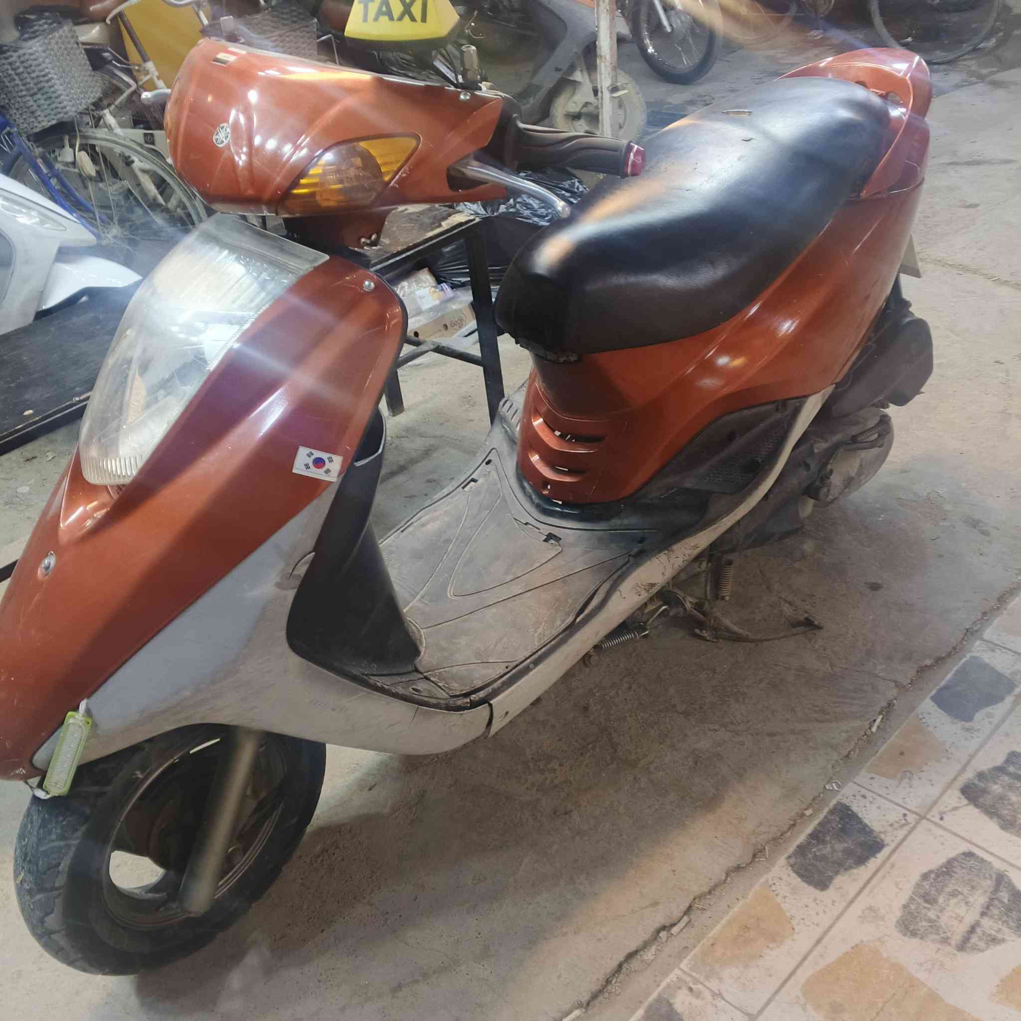 السلام عليكم
دراجه بريز للبيع او. مراوس 
دراجه بلاديه على وضع الشركه مكينه ممفتوحه 
نكره سلف هندر. ***********
مكاني بغداد الحسينيه
